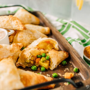 Chicken Samosas with Chutney Dipping Sauce
